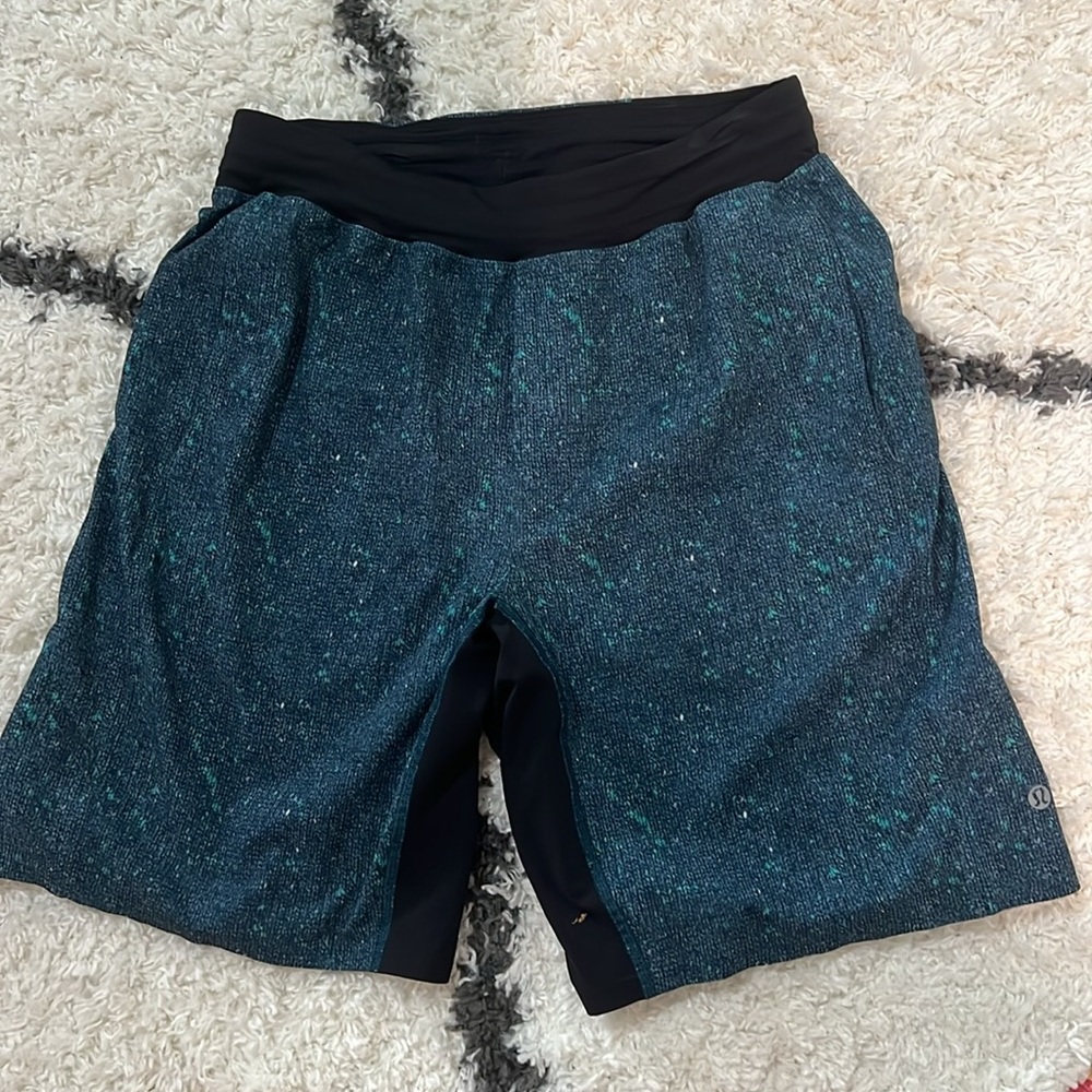 Men’s Lululemon shorts